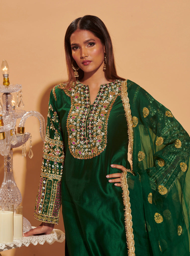 KUSHNI - Modern Indian Luxury | Handcrafted Women's Clothing Online ...